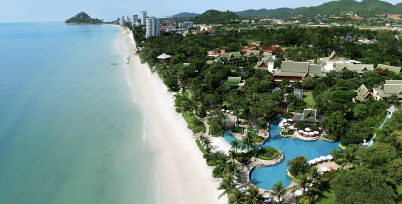retire in thailand sanctuary lakes - beach
